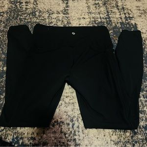Lululemon leggings 🖤
